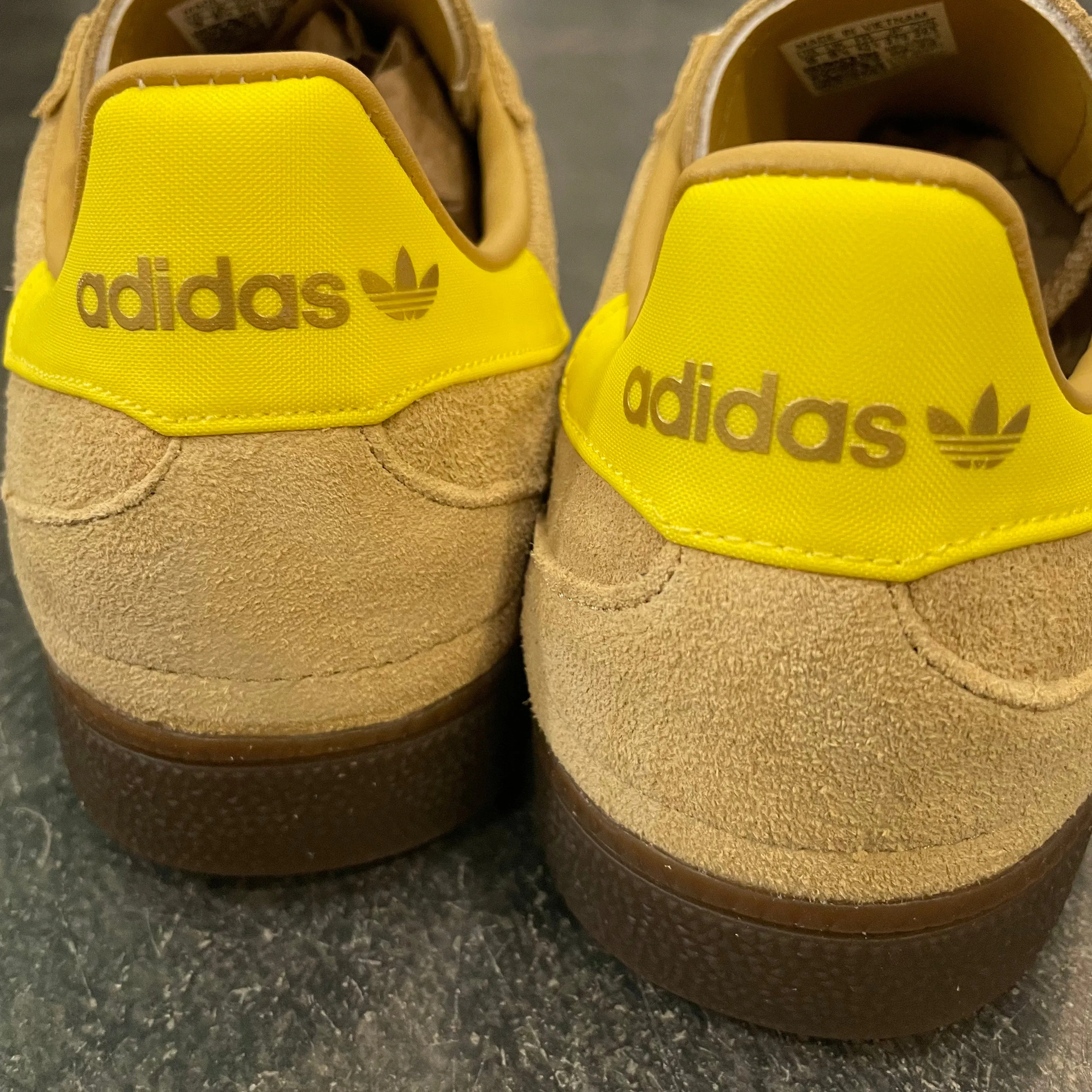 Adidas Busenitz Vintage Gold Beige/Yellow/Gum