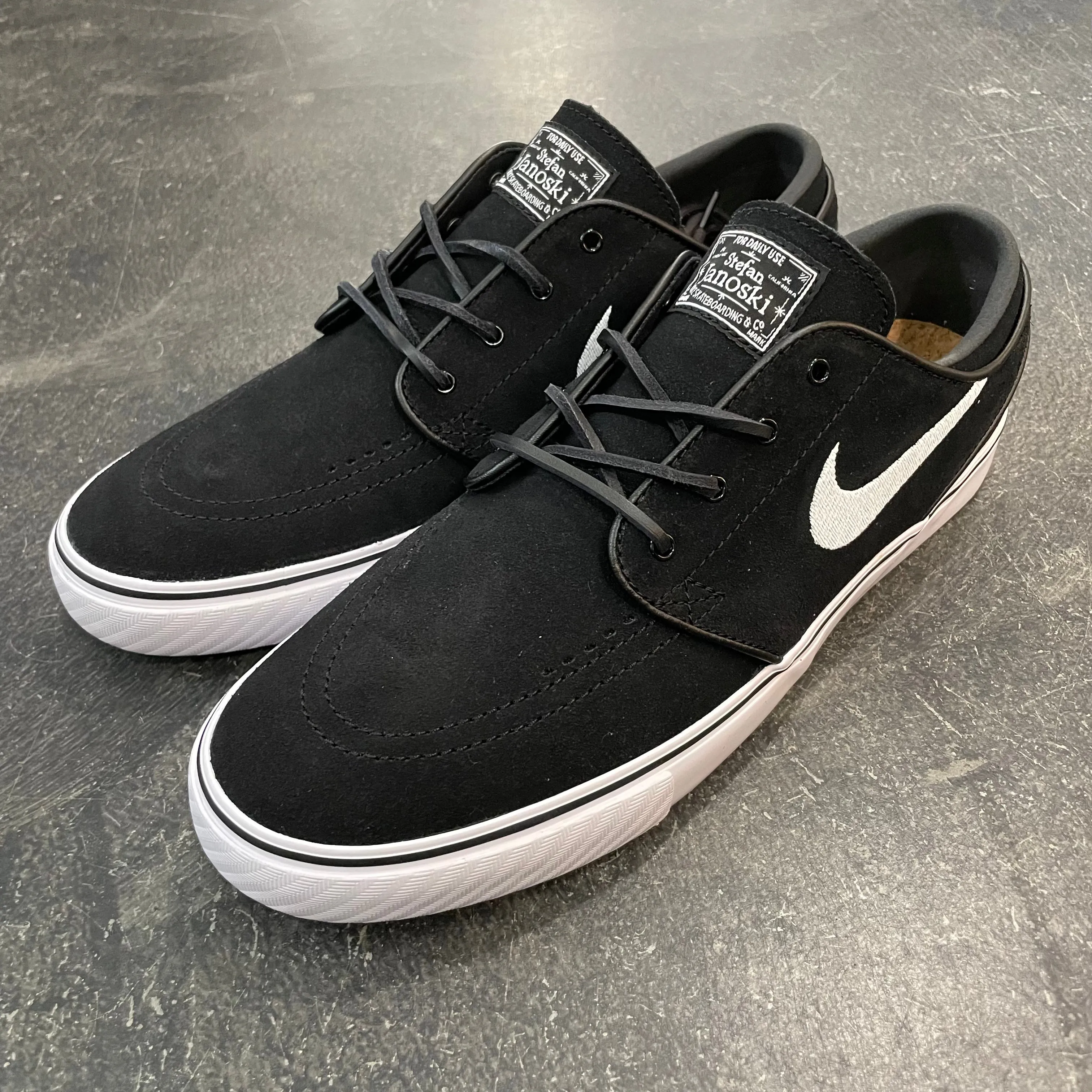 Nike SB Janoski OG  Black/White